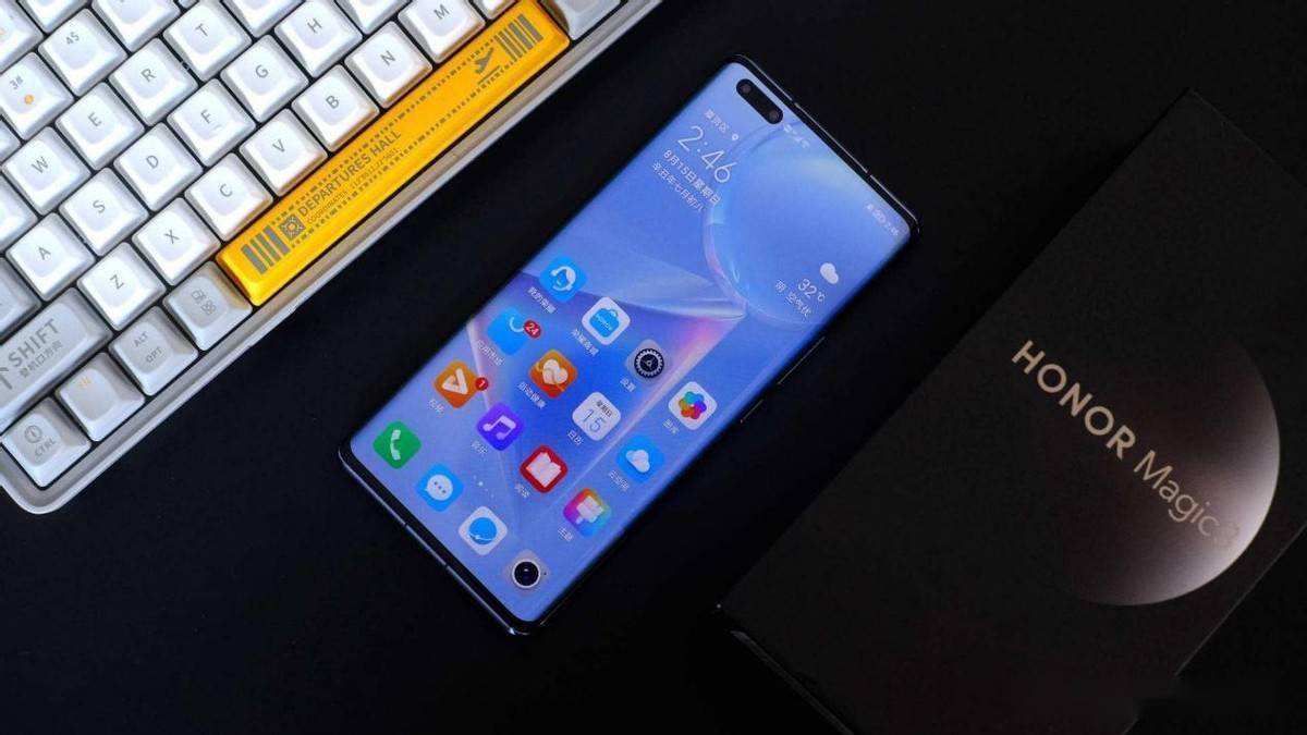 即将发布的五款新机，性能强悍，调度激进，等等党赢麻了-2021年会发布的新手机型号