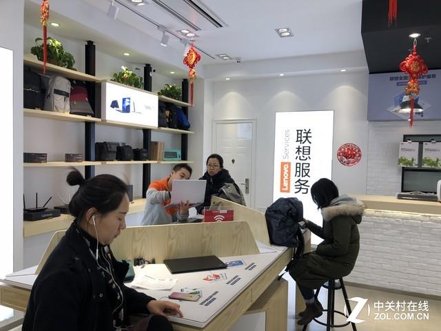 315暗访联想售后 官方4S店环境好效率高-联想售后更换电池