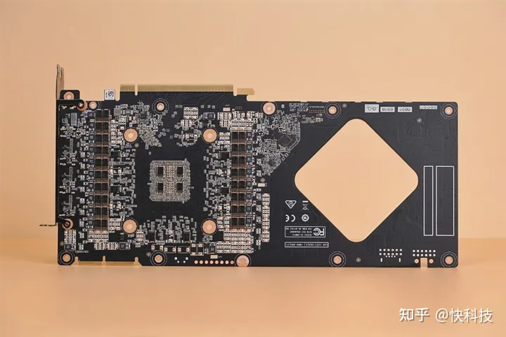 核弹来了！NVIDIA RTX 3090 Ti首发评测：比RX 6900 XT快16%-核弹来了怎么躲避