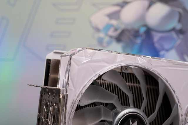 比RTX 3090 Ti便宜，还比RTX 3090 Ti能打！影驰 GeForce RTX 4070 Ti 星曜 OC显卡评测