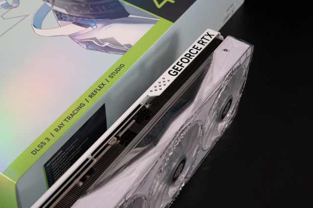 比RTX 3090 Ti便宜，还比RTX 3090 Ti能打！影驰 GeForce RTX 4070 Ti 星曜 OC显卡评测