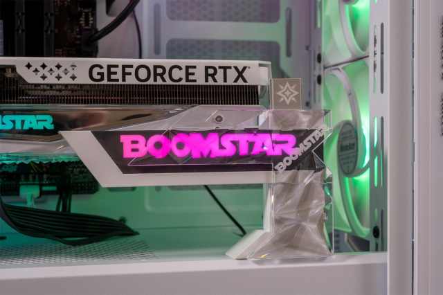 比RTX 3090 Ti便宜，还比RTX 3090 Ti能打！影驰 GeForce RTX 4070 Ti 星曜 OC显卡评测