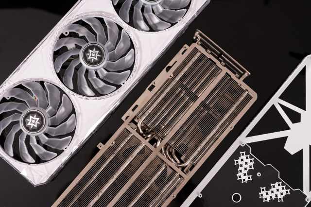 比RTX 3090 Ti便宜，还比RTX 3090 Ti能打！影驰 GeForce RTX 4070 Ti 星曜 OC显卡评测