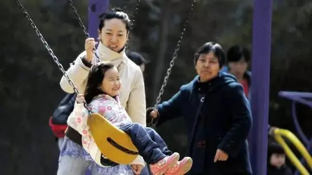 备用：是谁绑架了中国父母？（谁绑架了爱）