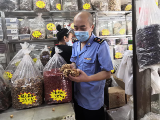 “五指毛桃汤”中毒致命？祸根在这里！街坊们请警惕-五指毛桃汤什么味道