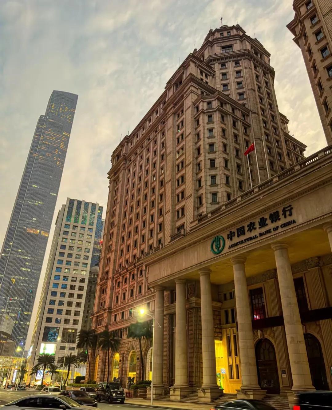 全球福布斯银行排行榜：十大银行排名-世界十大最富有的银行