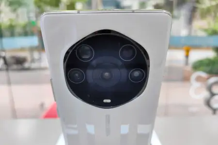 手机型号中的Max、Pro、SE、R是什么含义?哪一个版本值得你入手?-手机型号pro是什么的缩写