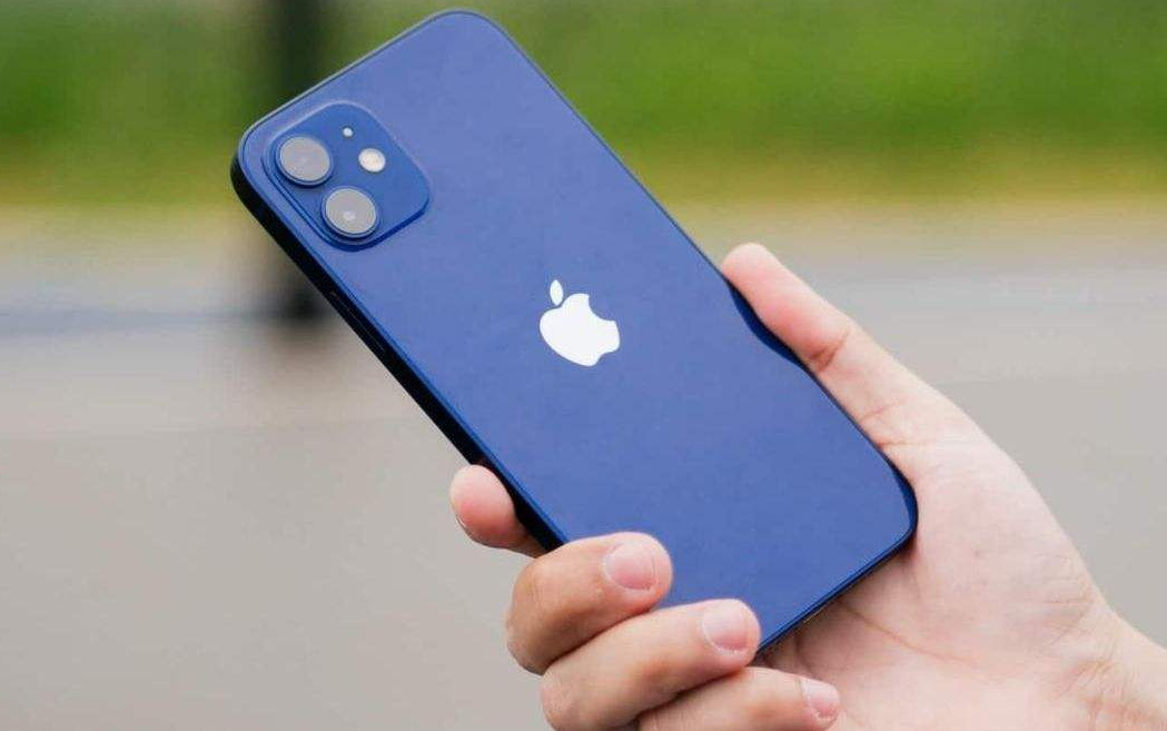 为什么全网劝我买iPhone 13，iPhone 14真的是鸡肋吗？-是买苹果13还是等苹果14