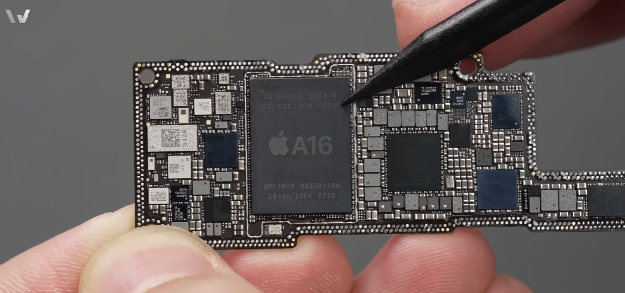 iPhone机身过热上热搜 | 你的iPhone为什么会“过热”？-iphone显示过热暂停充电