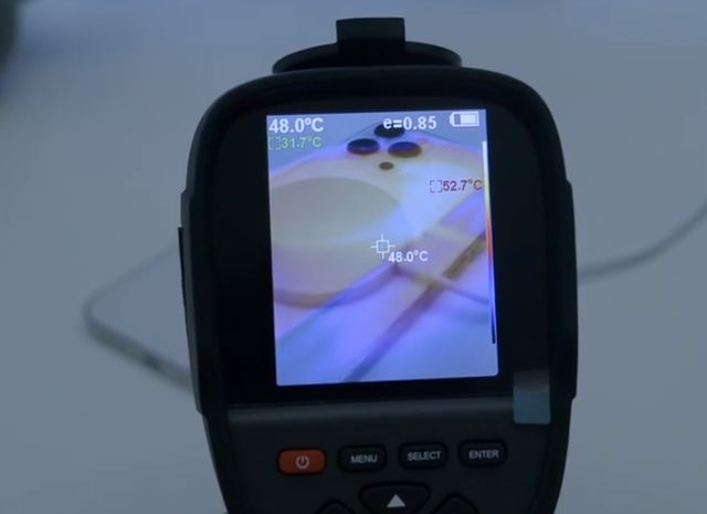 你的苹果12充电发热大，可能是手机的这一部分出了问题！-苹果12充电发热怎么回事