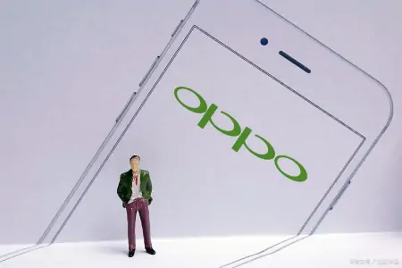 OPPO Reno7拥有多种功能-opporeno7外形是仿的苹果吗