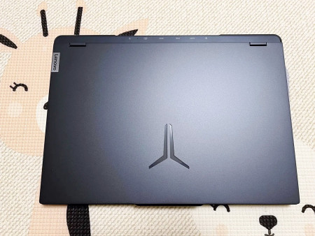 宿舍室友花1W块钱买的笔记本，跑分居然有240W-寝室笔记本