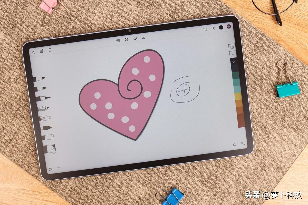 首款纸感柔光屏平板发布，华为MatePad 11英寸 2023款评测-华为matepad11类纸膜推荐