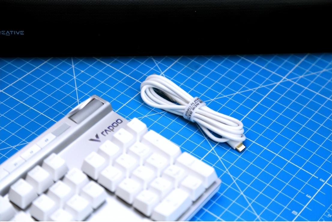 你的键盘由你定，全尺寸RGB热插拔入手分享-热插拔键盘套件需要焊接吗