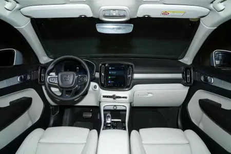 解读沃尔沃XC40，全系2.0T动力，舒适又安全，家用代步首选？-沃尔沃xc40全系标配