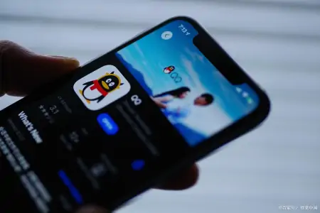 qq拉黑的人在哪里看的-qq里面拉黑的人在哪里看