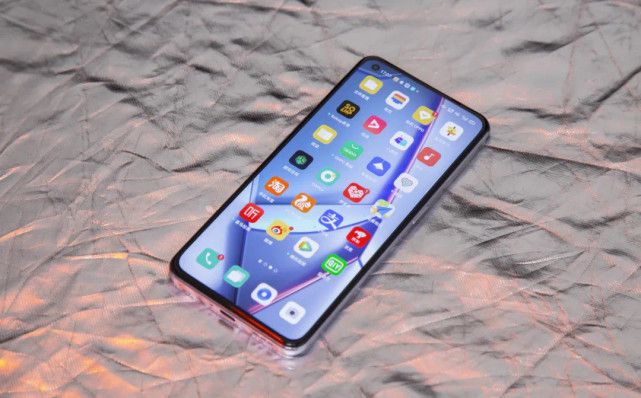 最新手机性价比排行：小米10第六，华为Mate 30垫底-性价比最好的手机2000价位的