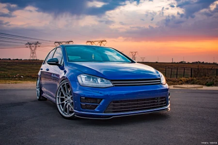 高尔夫GTI和高尔夫 R的区别？-高尔夫r跟gti哪个好