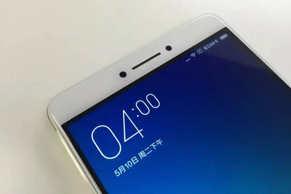 小米MAX开箱简评，比脸还大的手机值不值得买？-小米max是多少寸的