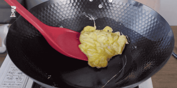 炒了10碗蛋炒饭，终于找到了最完美的做法！没想到这么简单-蛋炒饭正常做法