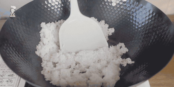 炒了10碗蛋炒饭，终于找到了最完美的做法！没想到这么简单-蛋炒饭正常做法