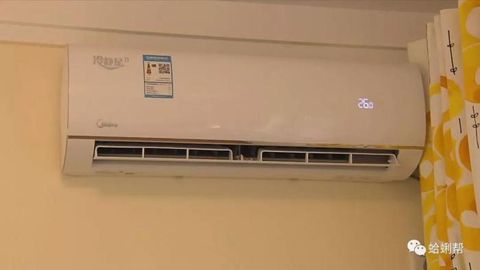 美的新空调异响不断，拆检两次竟成正常！消费者@官微才退款！-美的空调有嗡嗡的声音是什么原因