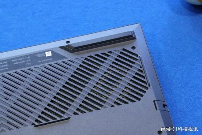 2023款戴尔游匣G15游戏本图赏：未来机械主义设计-戴尔游匣g15百度百科