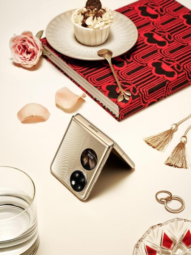 年货节最值得购买的手机，怎能少得了这两款华为折叠屏？-华为折叠屏手机2021款