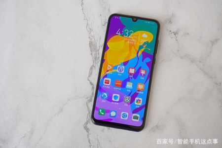 目前值得选择的四款华为手机，第1是性价比旗舰，第2价格最低-华为手机别瞎买,这四款才是最值得入手,最低仅1399元!