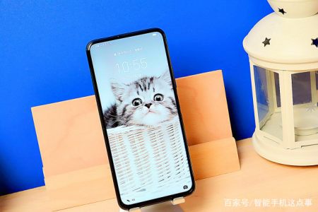 目前值得选择的四款华为手机，第1是性价比旗舰，第2价格最低-华为手机别瞎买,这四款才是最值得入手,最低仅1399元!