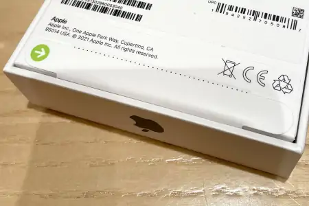 iPhone13彻底真香，A15芯片+超强续航，128G版本售价亲民-苹果13芯片a15