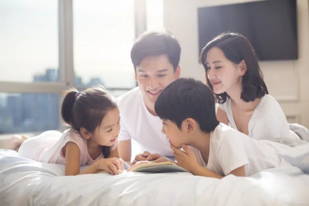 孩子在饭桌上时，家庭有这几个表现，说明家风不好-孩子餐桌礼仪常识