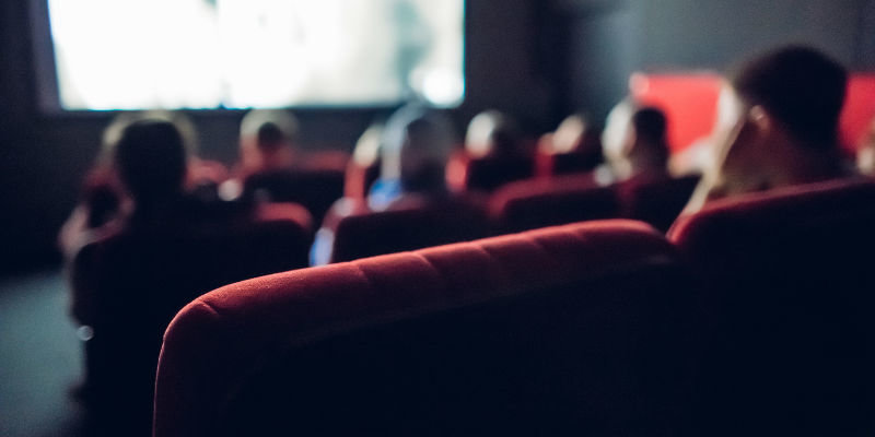 一个月三度转让股权 万达电影未来向何方？-入股万达电影院的企业怎么样