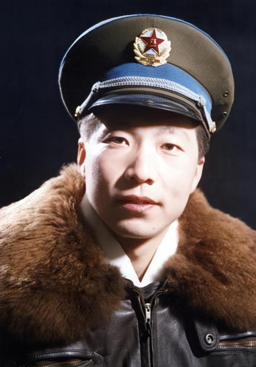 航天英雄杨利伟，刻苦训练十余载，有着哪些不为人知的辛酸往事？-航天员杨利伟多少岁了