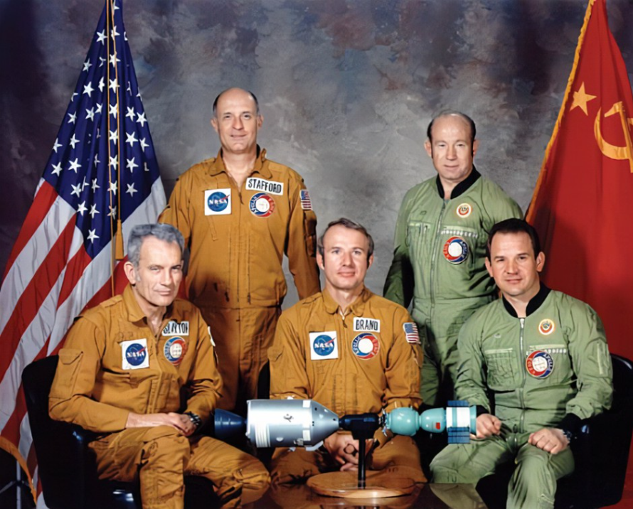 航天员能量餐为啥具有不可替代性？三个条件极为苛刻，杨利伟首吃-航天器能量来源于哪里