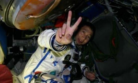 杨利伟在外太空时，曾面临“生死一线”，17年后谜底才被揭开-杨利伟在太空中怎么生活的