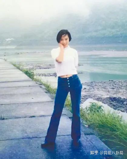 黄绮珊这老女人有点意思-黄绮珊早年经历