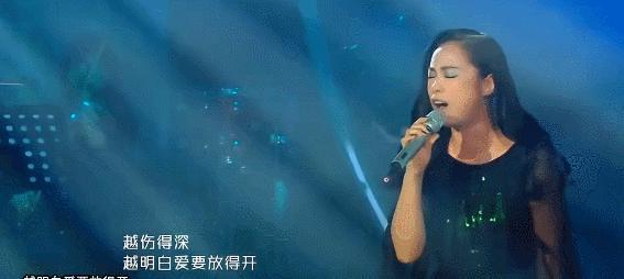 54岁黄绮珊暴瘦20多斤惊艳全网！当红时为爱隐退，9年前一夜翻红-黄绮珊现任丈夫