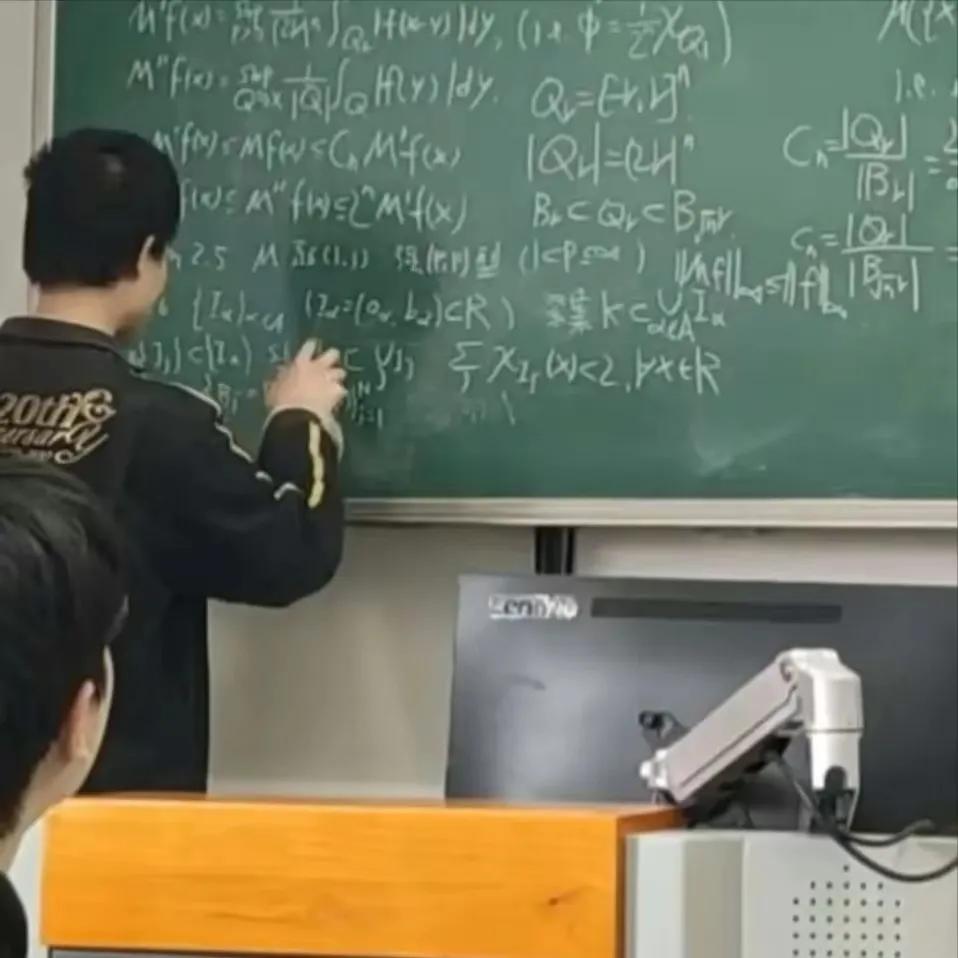 北大天才韦东奕近况令人唏嘘，网友感叹离了数学他真的啥也不行-北大韦东奕厉害吗