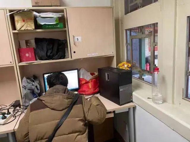 “北大学神”帮博士团队“秒破”难题？院长：不清楚，但很正常……-北大博导孩子