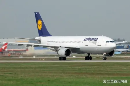 马克龙访华，中法互送大礼，“脱钩”不攻自破，冯德莱恩也改口了-马克龙首次访华