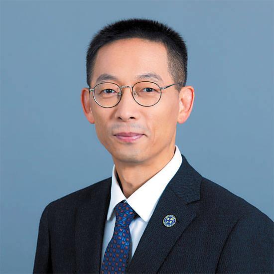 俞敏洪和施一公的对话，为什么让人热泪盈眶-俞敏洪为大学宿舍打水