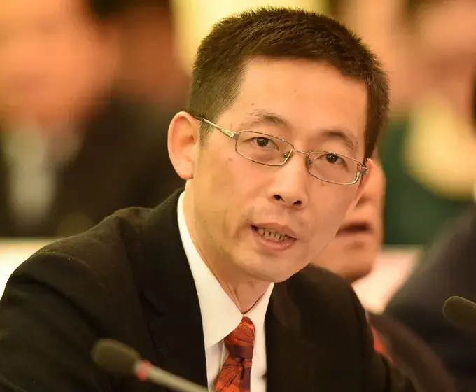 从施一公的经历看人跟人最大的差距：学习好的秘诀可能是艺术-施一和施一公的关系