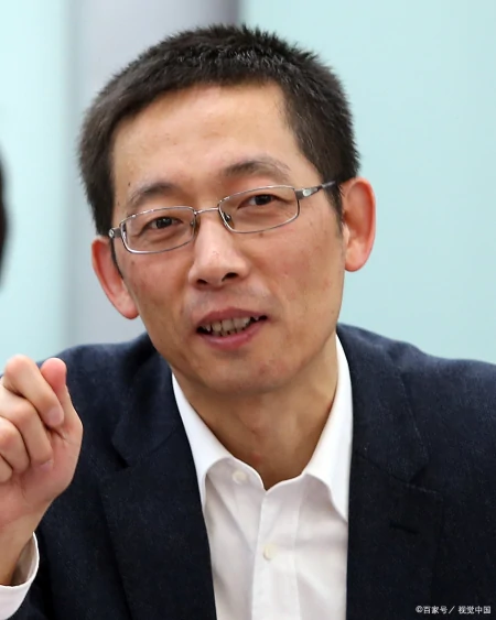 西湖大学校长、中国科学院院士施一公首部作品《自我突围》出版-施一公杭州西湖大学招聘