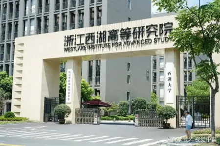 原清华大学副校长施一公院士，正值盛年却为何执掌西湖大学？-据清华原副校长施一公教授研究,中国