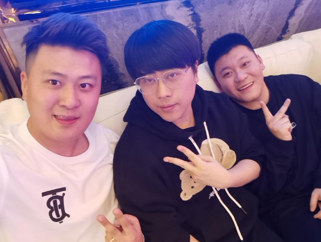 卢本伟复出在即？王稳健曝光内幕：他在等某音的大合同-卢本伟原视频