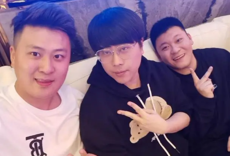 卢本伟解封仍未复出！内行人道出真相，现在没他生长的“土壤”了-卢本伟解封首秀