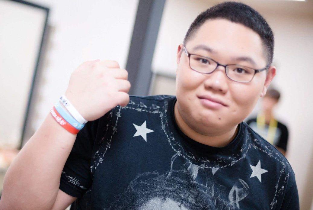 PDD直播邀请卢本伟复出，聊天记录曝光，他真的回不来-pdd透露卢本伟