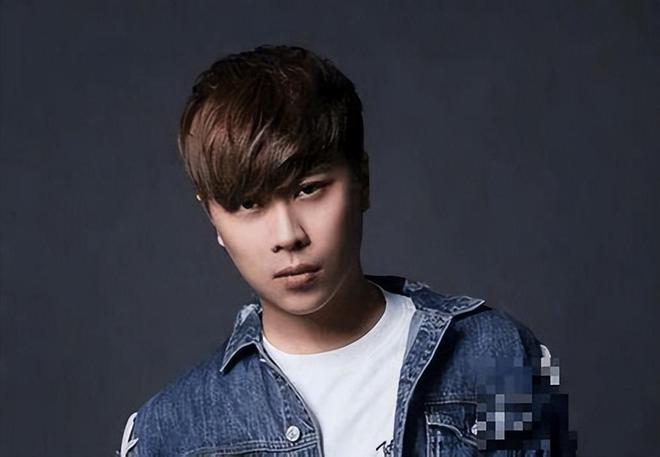 再见卢本伟！复出失败！直播间再次被封，官方提示：永久封禁-卢本伟什么时候恢复直播