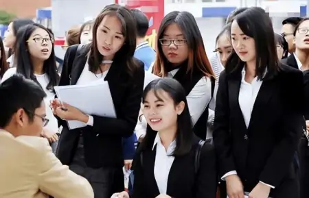 一家国企开春招，竞争小待遇好还有编制，部分大学生报考有优势！-国企央企有春招吗